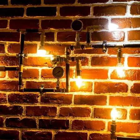 Steampunk Downtown Studio Апартаменти *