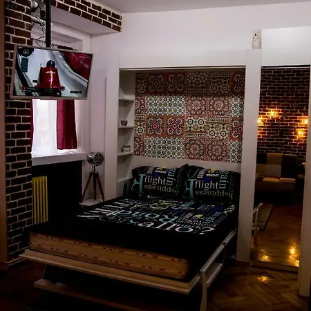 Steampunk Downtown Studio Bucarest
