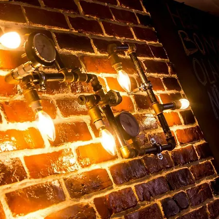 Steampunk Downtown Studio * Bucarest